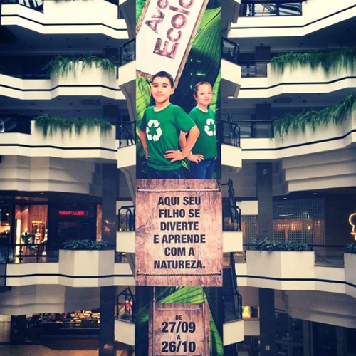 Banner aplicado no Beiramar Shopping.
